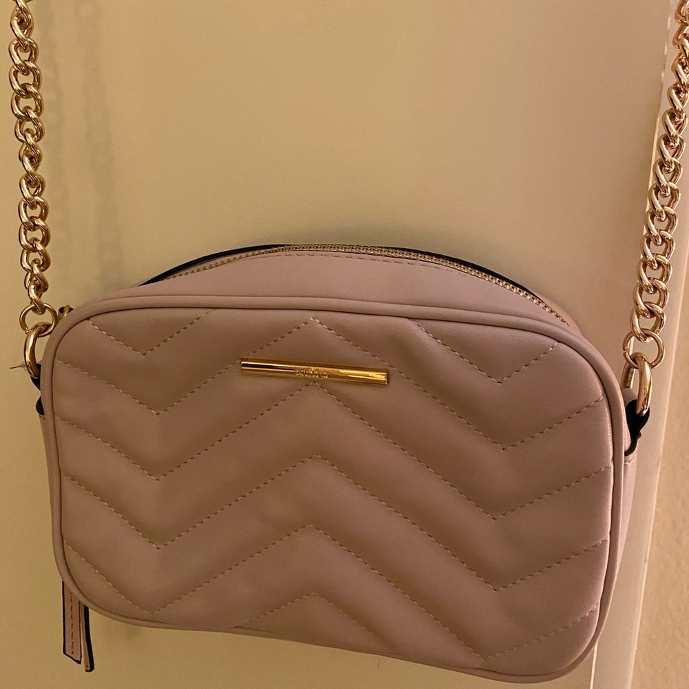 Aldo cross body purse with chain strap